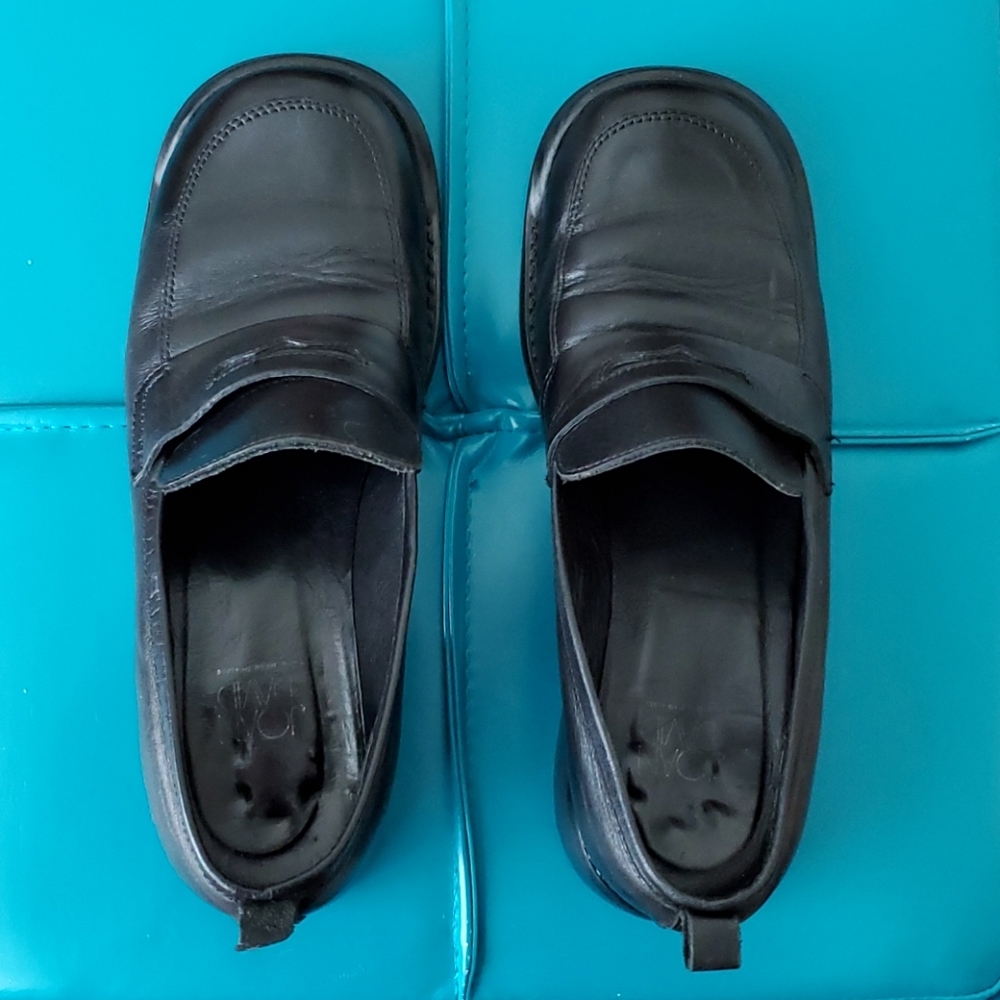 Joan & David Hard To Find Loafers All Leather Red… - image 3